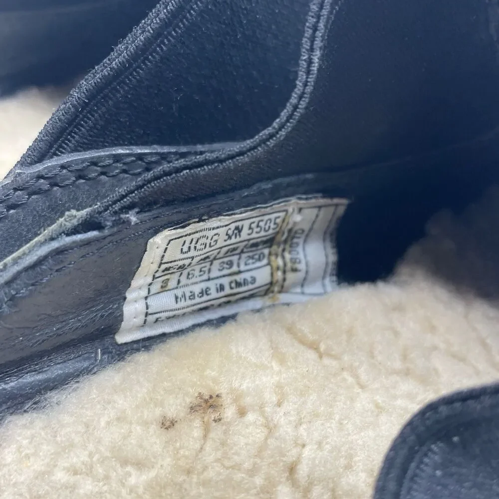 UGG Australia Womens 8.5 Leather Black Mules Clogs Sheepskin Lined Slip-on Shoes
